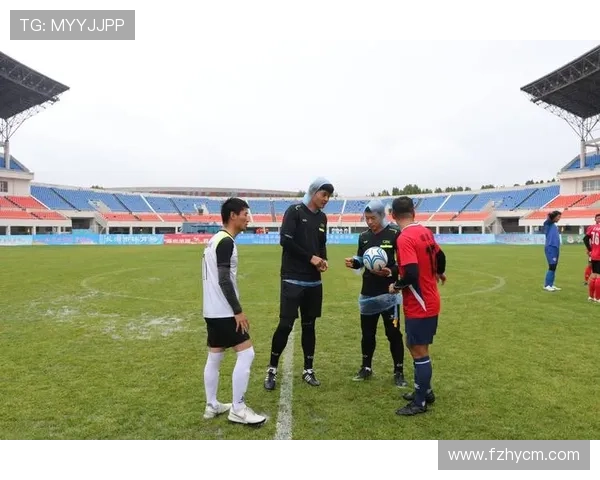 足球明星嗑瓜子背后的趣事与秘密揭秘你不知道的足球场外生活